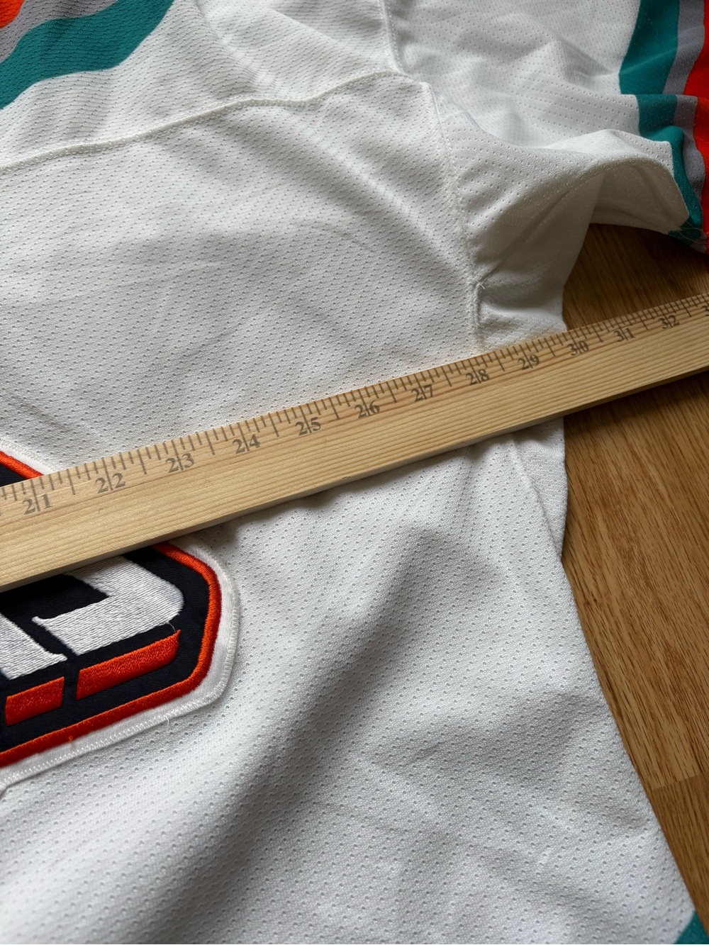 Authentic New york islanders size 48 jersey - Picture 8 of 16